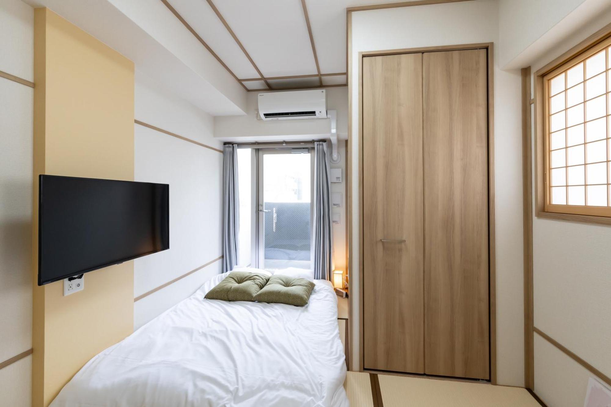 Ferienwohnung H2H Shinsaibashi Ōsaka Exterior foto